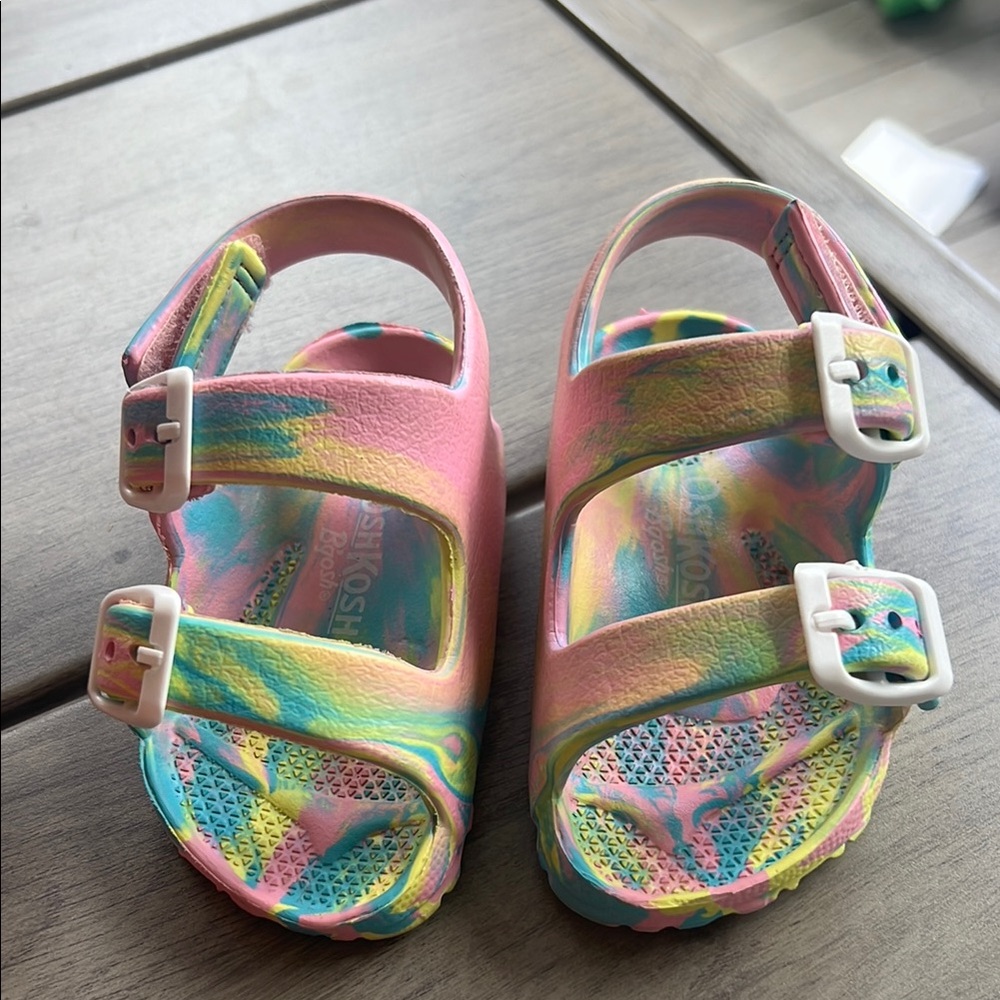 OshKosh B'gosh Multicolor Kids Sandals